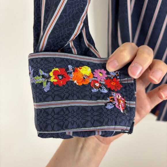 Robert Graham Flip Cuff Floral Embroidered Blue Striped Button Shirt XL cotton - Picture 6 of 11